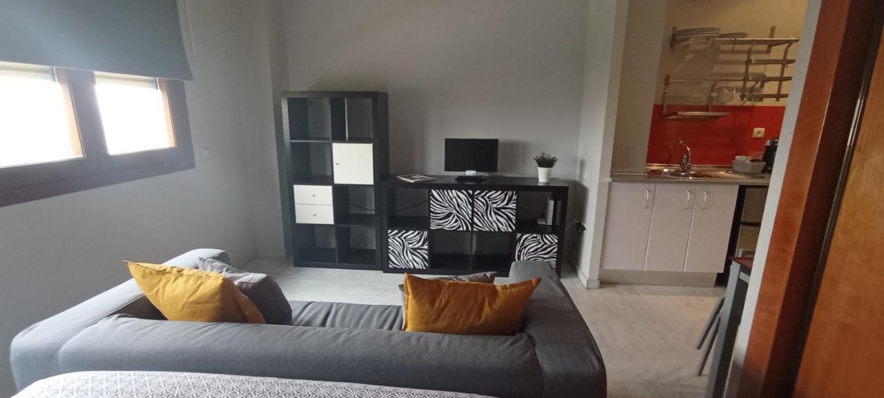 Apartamento Fibes Y Congresos Севиля Екстериор снимка